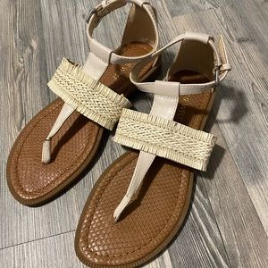 Nine West Size 6 off white sandals!